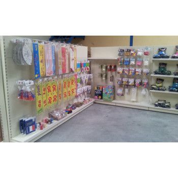 Agencement magasin La Halle de la Fête, ex d'aménagement de commerces