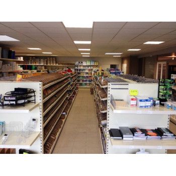 Gondole Papeterie et fourniture de bureaux pour les professionnelles